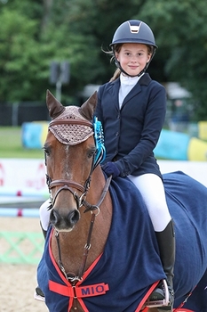 11 year-old Tilly Bamford from Shipston-on-Stour crowned 128cm Stepping Stones Champion